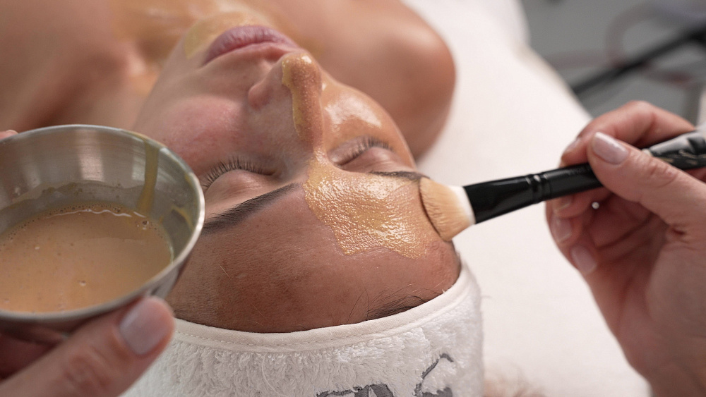 ЗОЛОТАЯ МАСКА ИМПЕРАТРИЦЫ