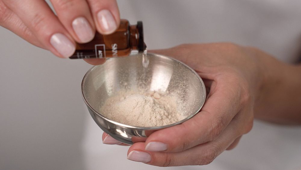 ЗОЛОТАЯ МАСКА ИМПЕРАТРИЦЫ