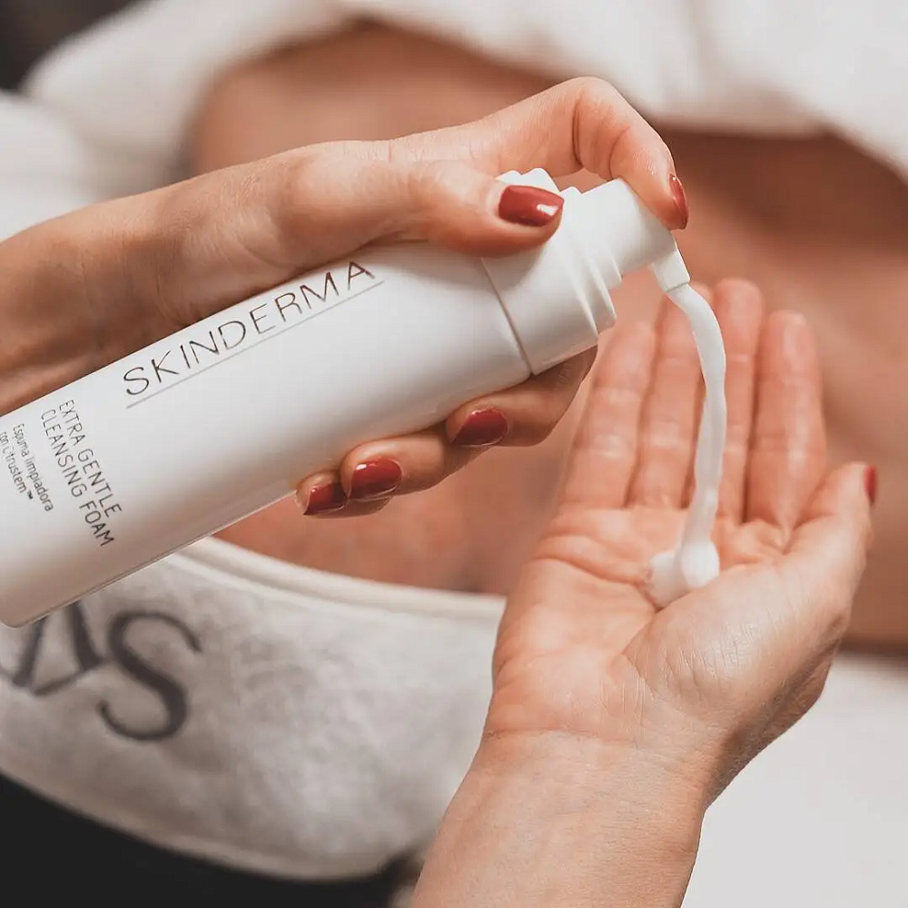 Cleansing Foam Solution - Нежная пена для очищения кожи с ниацинамидом, 200 мл