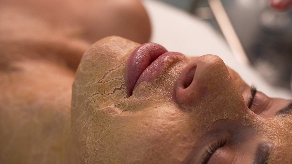 ЗОЛОТАЯ МАСКА ИМПЕРАТРИЦЫ